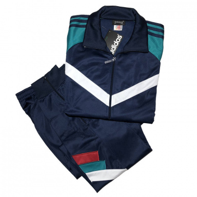 manintracksuit